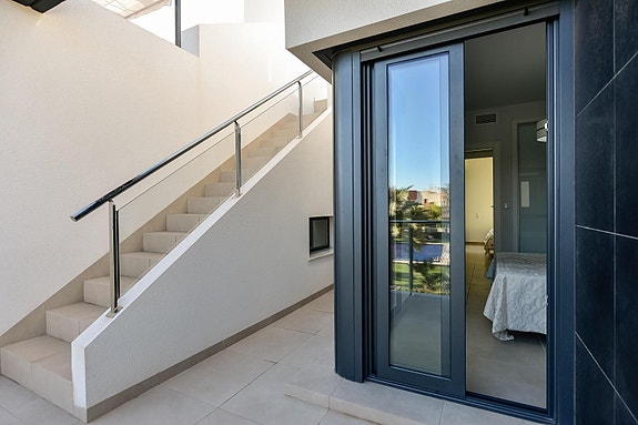 En megler med gode referanser - SPANIA1.no