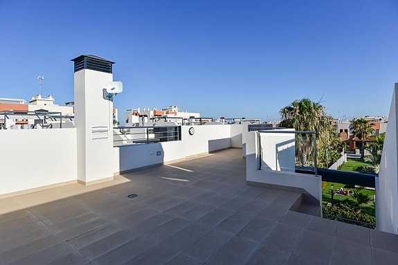 En megler med gode referanser - SPANIA1.no