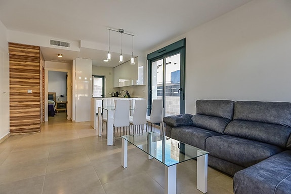 En megler med gode referanser - SPANIA1.no