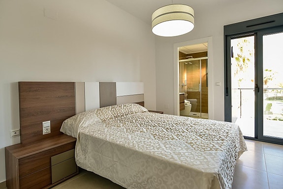 En megler med gode referanser - SPANIA1.no