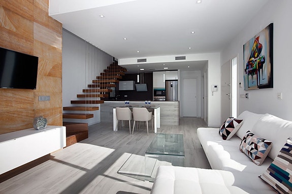 En megler med gode referanser -  SPANIA1.no