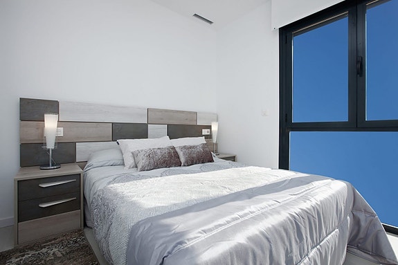 En megler med gode referanser -  SPANIA1.no