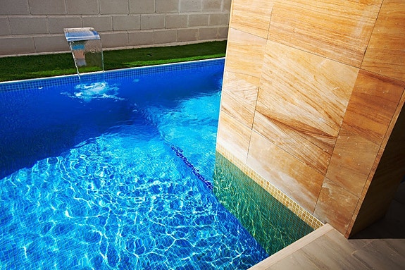 En megler med gode referanser -  SPANIA1.no