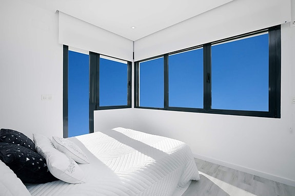 En megler med gode referanser -  SPANIA1.no