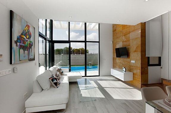 En megler med gode referanser -  SPANIA1.no