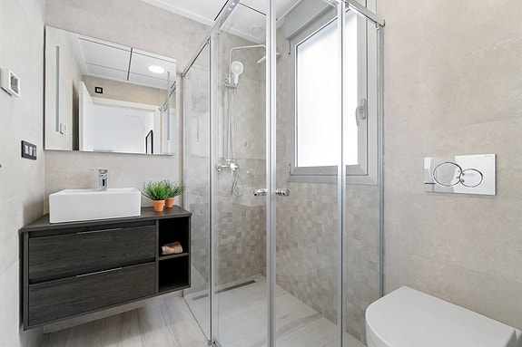 En megler med gode referanser -  SPANIA1.no