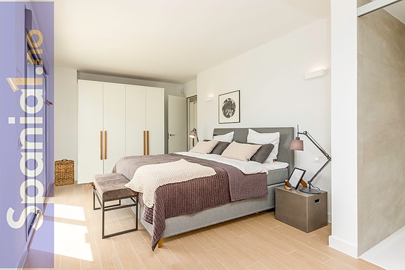 En megler med gode referanser - SPANIA1.no