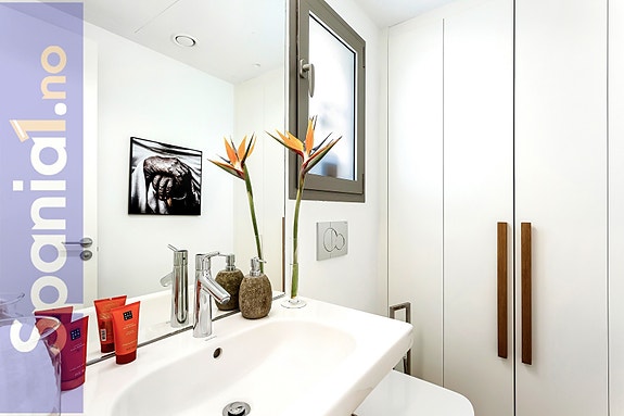 En megler med gode referanser - SPANIA1.no