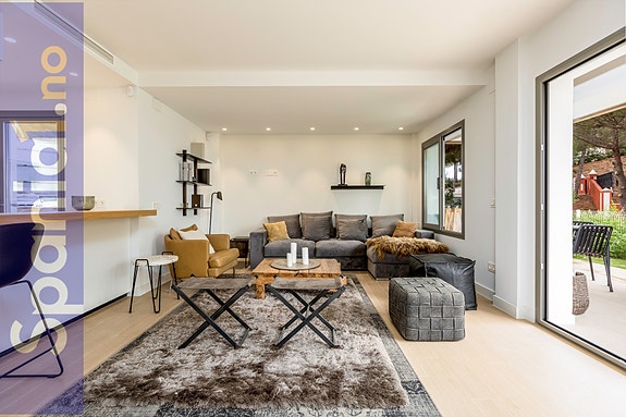 En megler med gode referanser - SPANIA1.no