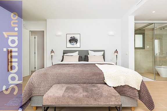 En megler med gode referanser - SPANIA1.no