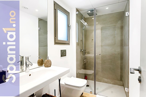 En megler med gode referanser - SPANIA1.no