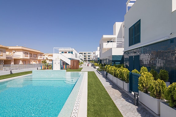 En megler med gode referanser - SPANIA1.no