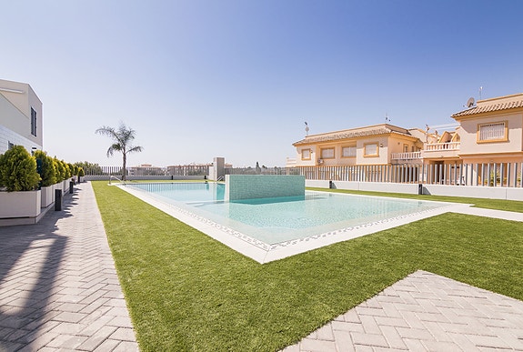 En megler med gode referanser - SPANIA1.no