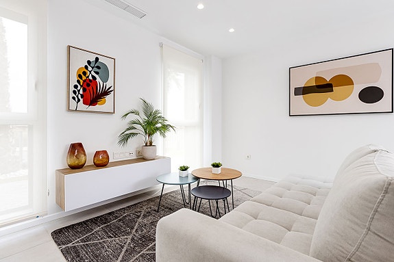 En megler med gode referanser - SPANIA1.no