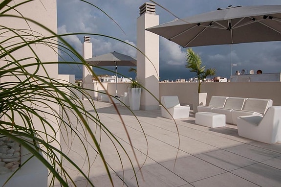 En megler med gode referanser - SPANIA1.no