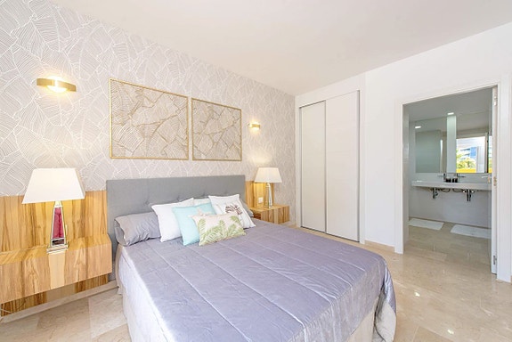 En megler med gode referanser - SPANIA1.no