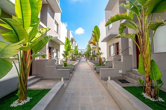 En megler med gode referanser - SPANIA1.no