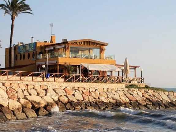 En megler med gode referanser - SPANIA1.no