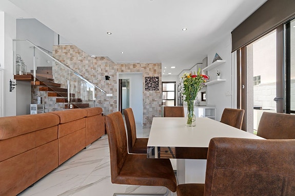 En megler med gode referanser -  SPANIA1.no