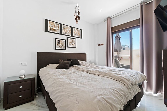 En megler med gode referanser -  SPANIA1.no