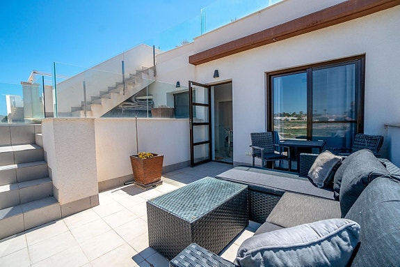 En megler med gode referanser -  SPANIA1.no