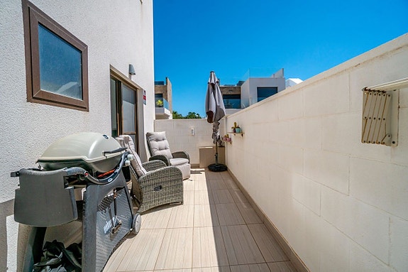 En megler med gode referanser -  SPANIA1.no