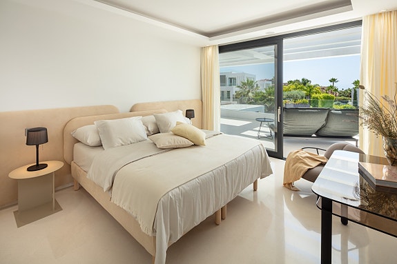 En megler med gode referanser - SPANIA1.no