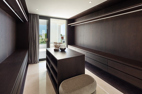 En megler med gode referanser - SPANIA1.no