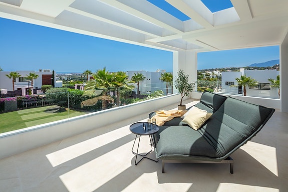 En megler med gode referanser - SPANIA1.no