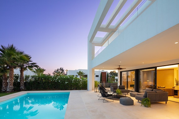 En megler med gode referanser - SPANIA1.no