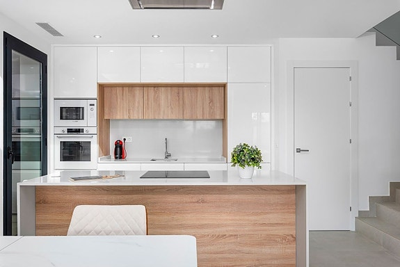 En megler med gode referanser - SPANIA1.no