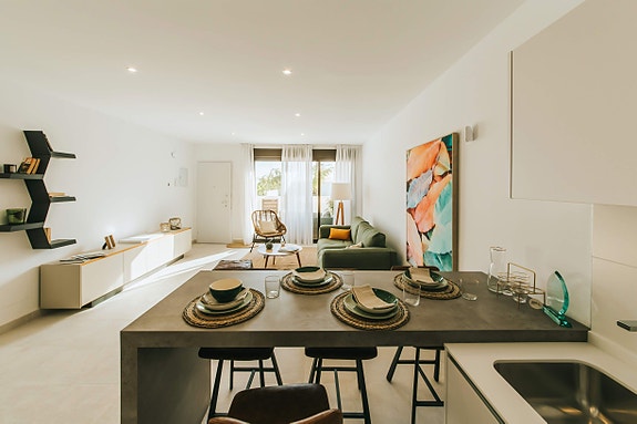 En megler med gode referanser -  SPANIA1.no