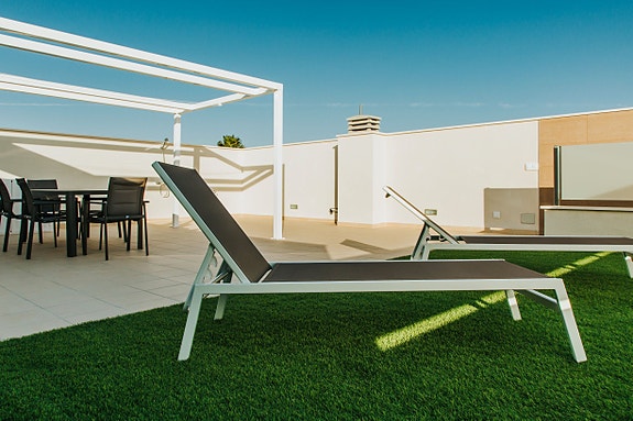 En megler med gode referanser -  SPANIA1.no