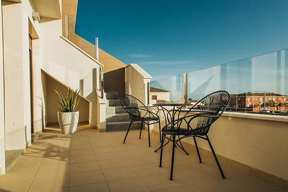 En megler med gode referanser -  SPANIA1.no