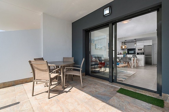 En megler med gode referanser -  SPANIA1.no