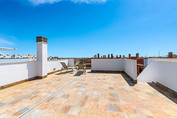 En megler med gode referanser -  SPANIA1.no