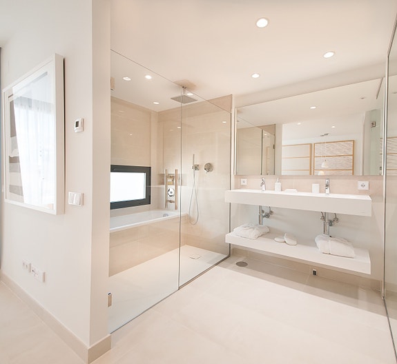 En megler med gode referanser - SPANIA1.no