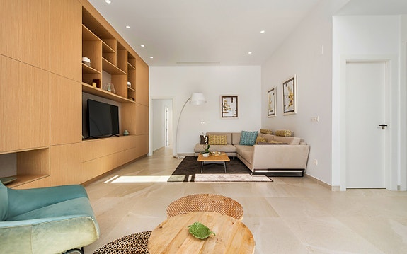 En megler med gode referanser - SPANIA1.no