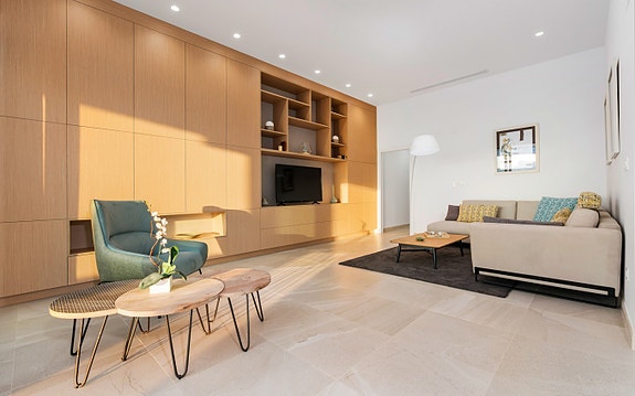 En megler med gode referanser - SPANIA1.no