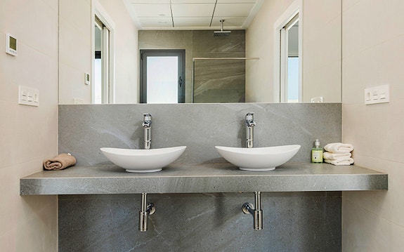 En megler med gode referanser - SPANIA1.no