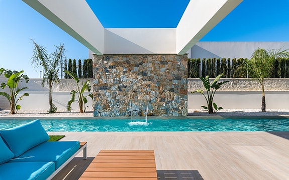 En megler med gode referanser - SPANIA1.no