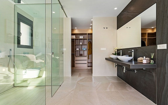 En megler med gode referanser - SPANIA1.no