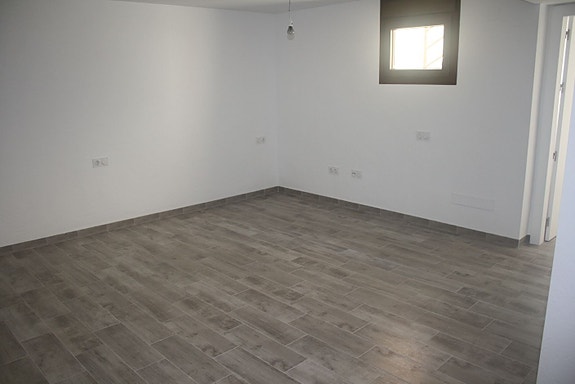 En megler med gode referanser - SPANIA1.no