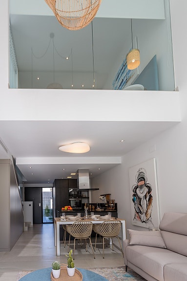 En megler med gode referanser - se SPANIA1.no