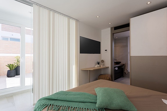 En megler med gode referanser - se SPANIA1.no