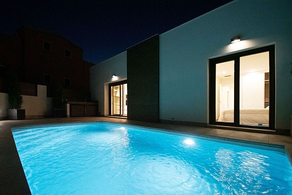 En megler med gode referanser - SPANIA1.no