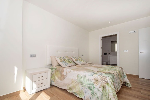 En megler med gode referanser - SPANIA1.no