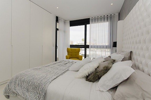 En megler med gode referanser - SPANIA1.no