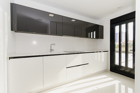 En megler med gode referanser - SPANIA1.no