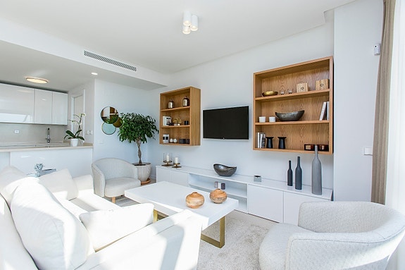 En megler med gode referanser - SPANIA1.no